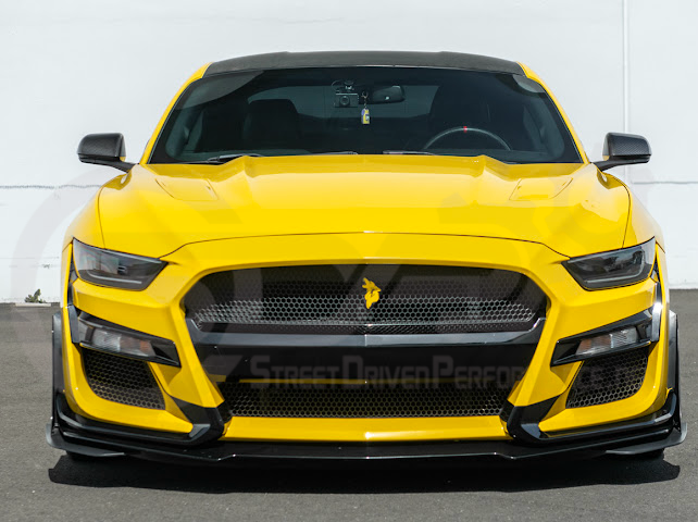 2015-2023 FORD MUSTANG W/ SIGNAL LIGHT | CARBON FIBER SIDE MIRROR CAP COVER PAIR